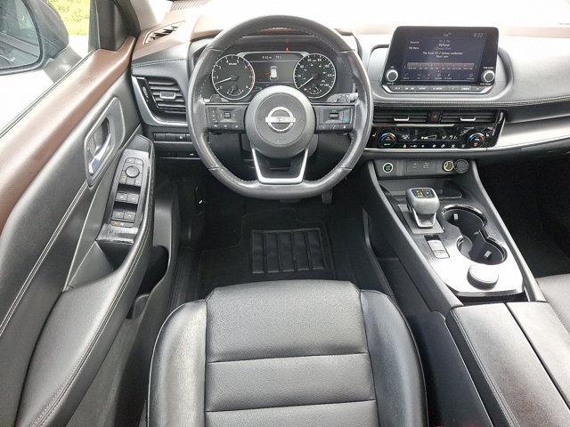 Photo of 2022 Super Black Nissan Rogue