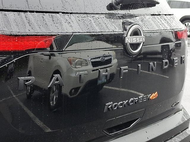 Photo of 2025 Super Black Nissan Pathfinder