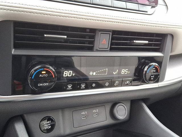 Photo of 2025 Everest White Pearl Nissan Rogue