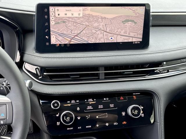 Photo of 2026 Gray INFINITI QX60