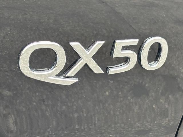 Photo of 2022 Black Obsidian INFINITI QX50