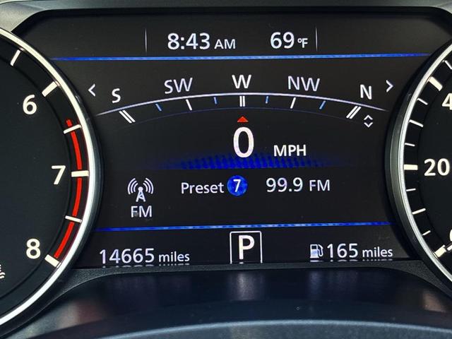 Photo of 2023 Pearl White Tricoat Nissan Altima