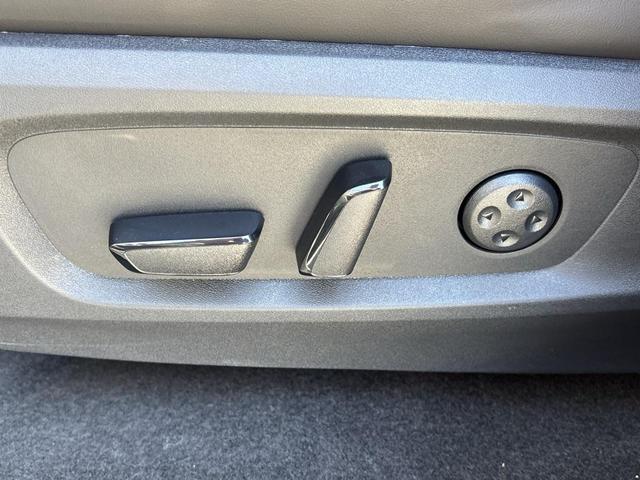 Photo of 2026 Gray INFINITI QX60