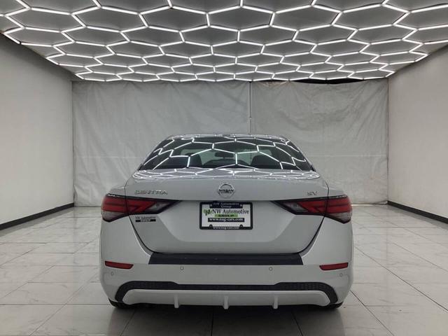 Photo of 2022 Brilliant Silver Metallic Nissan Sentra