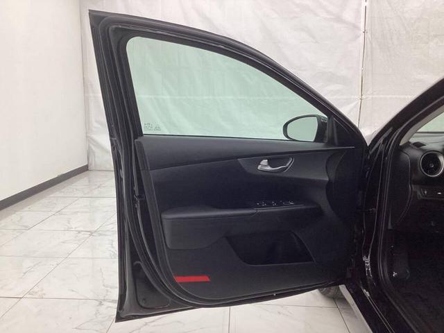 Photo of 2020 Aurora Black Kia Forte