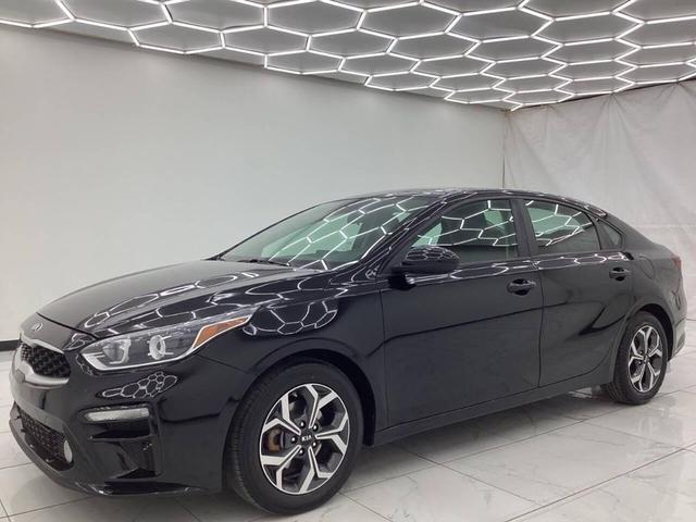 Photo of 2020 Aurora Black Kia Forte