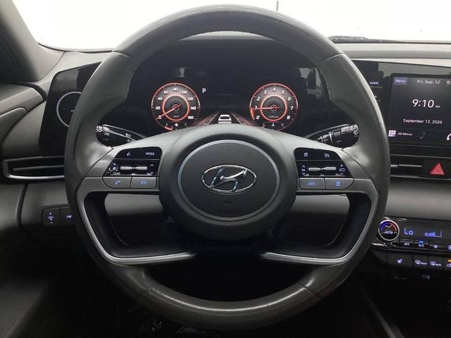 Photo of 2021 Quartz White Hyundai ELANTRA