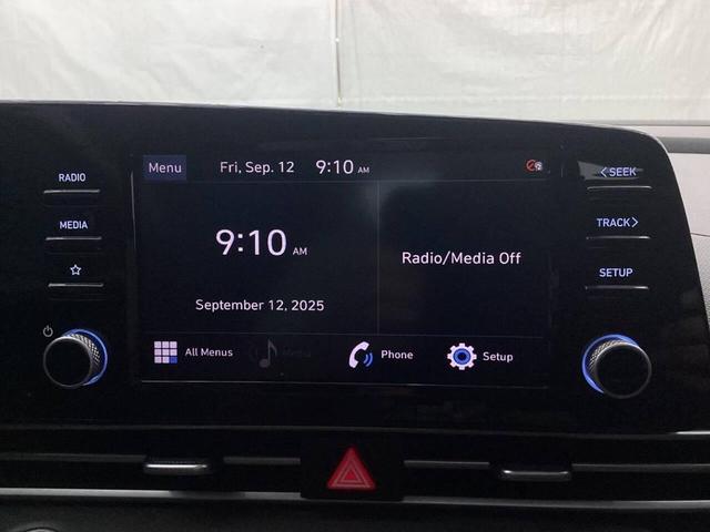 Photo of 2021 Quartz White Hyundai ELANTRA