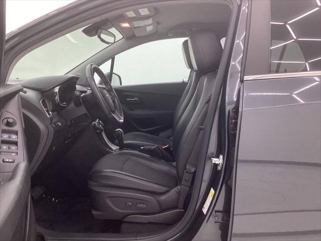 Photo of 2017 Nightfall Gray Chevrolet Trax