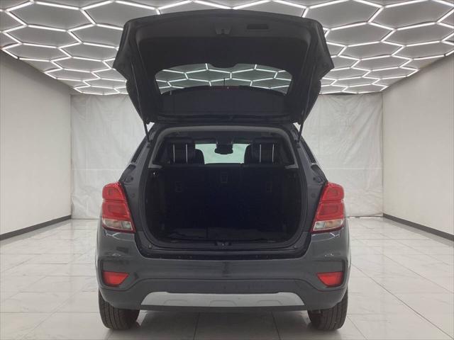 Photo of 2017 Nightfall Gray Chevrolet Trax