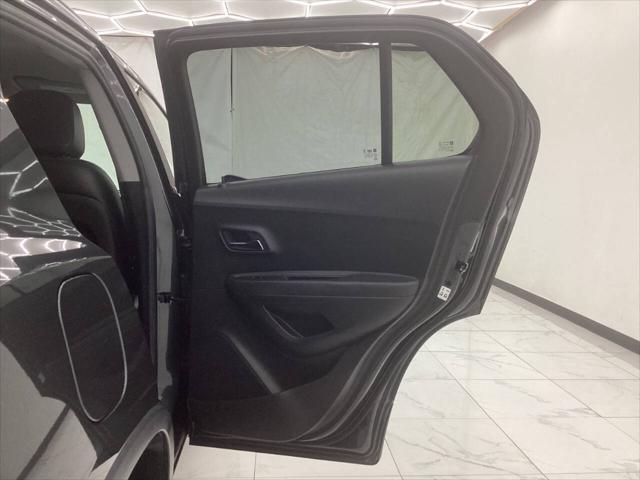 Photo of 2017 Nightfall Gray Chevrolet Trax