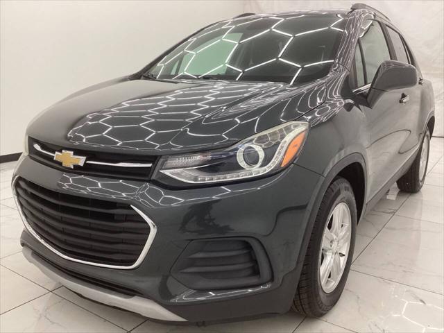 Photo of 2017 Nightfall Gray Chevrolet Trax