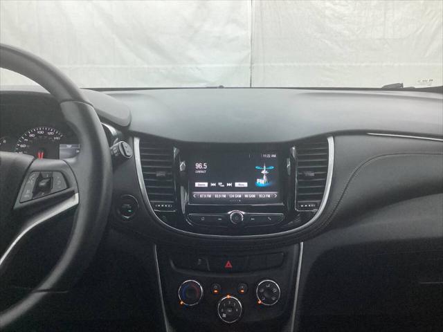 Photo of 2017 Nightfall Gray Chevrolet Trax