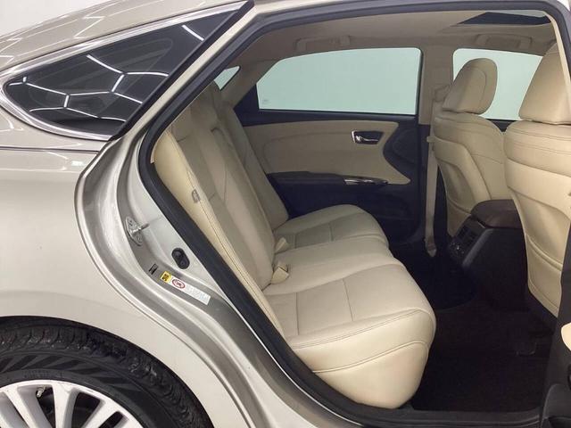 Photo of 2013 GOLD Toyota Avalon Hybrid