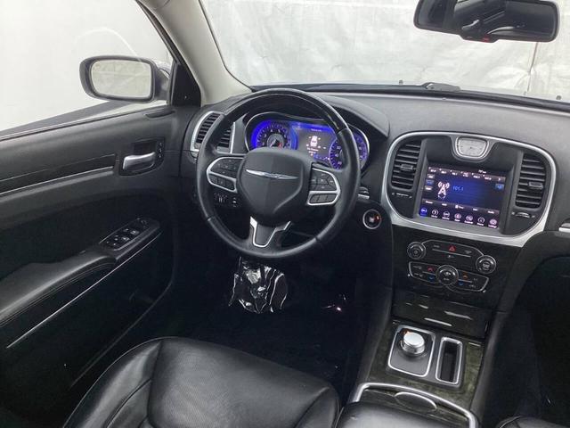 Photo of 2018 Billet Silver Metallic Clearcoat Chrysler 300