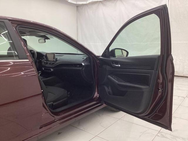 Photo of 2025 RED Nissan Altima