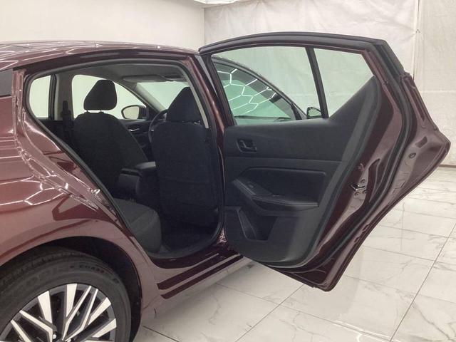 Photo of 2025 RED Nissan Altima