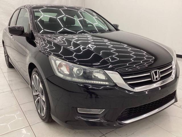 Photo of 2013 Crystal Black Pearl Honda Accord