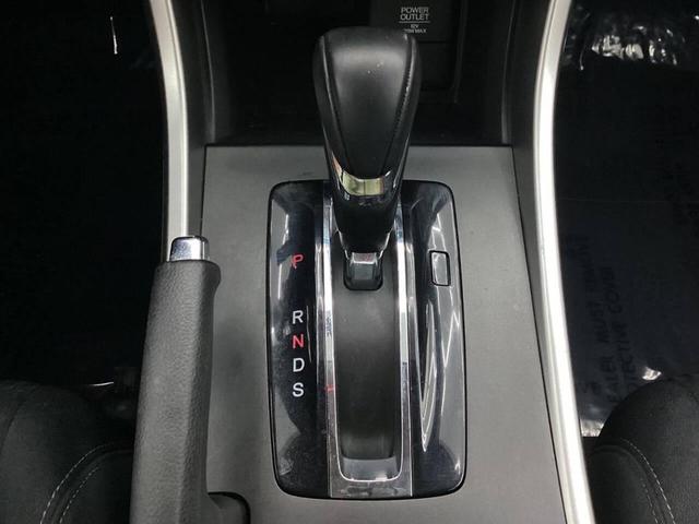 Photo of 2013 Crystal Black Pearl Honda Accord