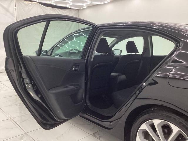 Photo of 2013 Crystal Black Pearl Honda Accord