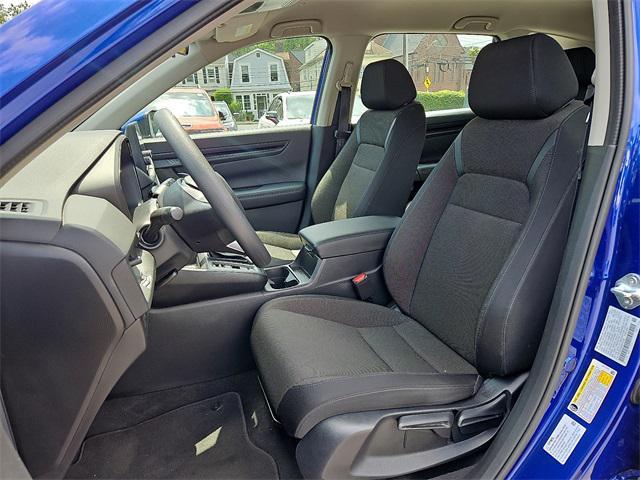 Photo of 2023 Still Night Pearl Honda CR-V