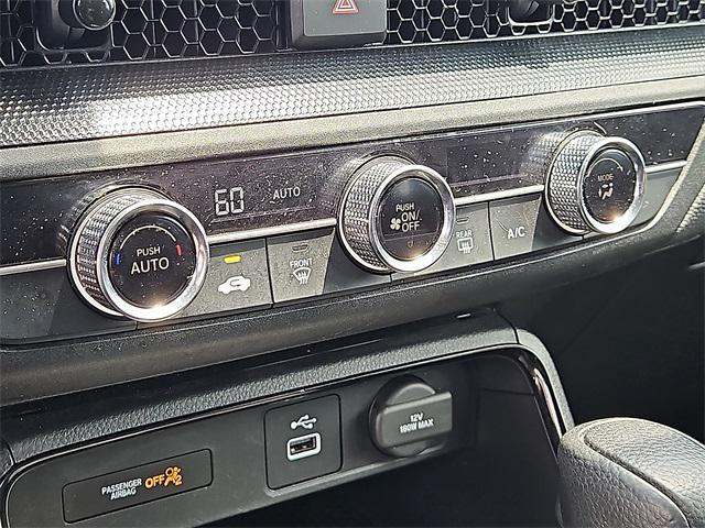 Photo of 2023 Still Night Pearl Honda CR-V