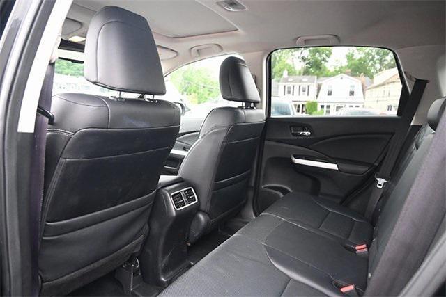 Photo of 2016 Crystal Black Pearl Honda CR-V