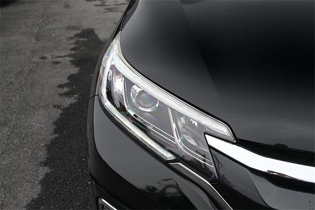 Photo of 2016 Crystal Black Pearl Honda CR-V