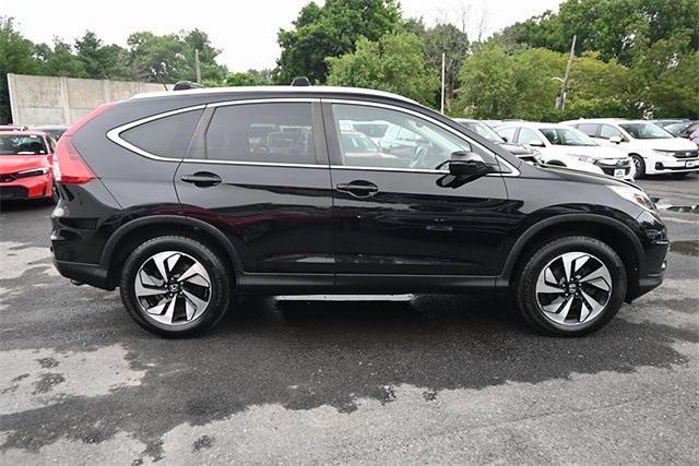 Photo of 2016 Crystal Black Pearl Honda CR-V