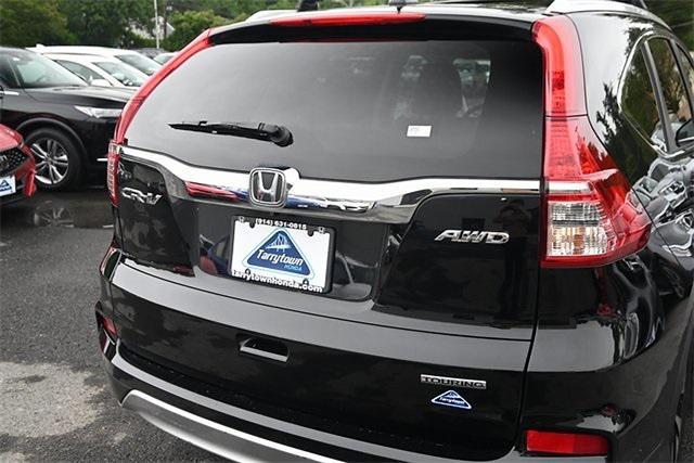 Photo of 2016 Crystal Black Pearl Honda CR-V