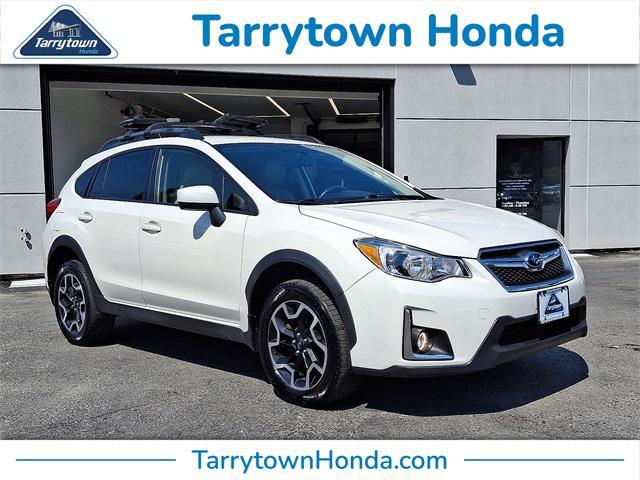 Photo of 2016 Crystal White Pearl Subaru Crosstrek