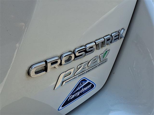 Photo of 2016 Crystal White Pearl Subaru Crosstrek
