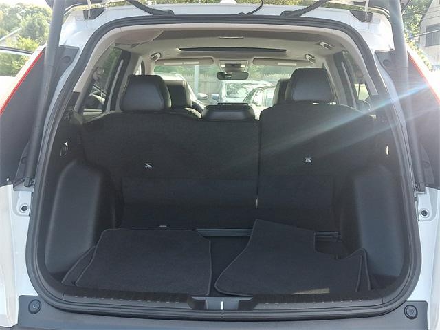 Photo of 2025 Platinum White Pearl Honda CR-V