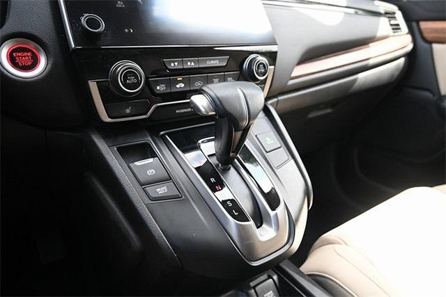 Photo of 2018 White Diamond Pearl Honda CR-V