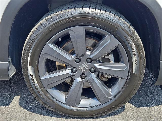 Photo of 2023 Platinum White Pearl Honda Pilot