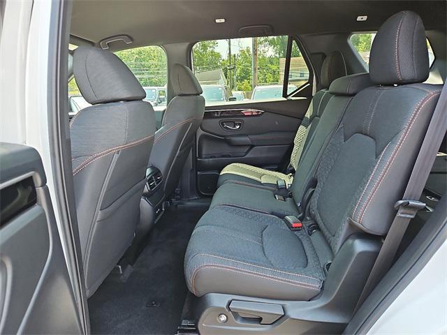 Photo of 2023 Platinum White Pearl Honda Pilot