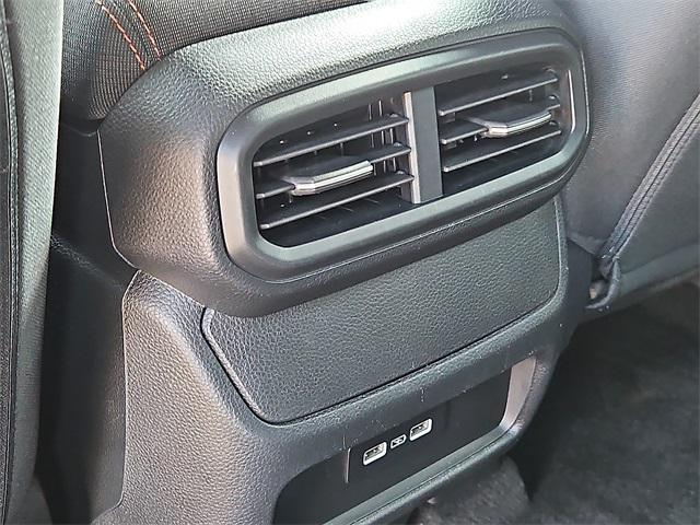 Photo of 2023 Platinum White Pearl Honda Pilot