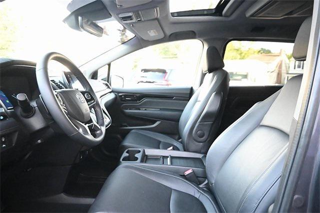 Photo of 2023 Pacific Pewter Metallic Honda Odyssey