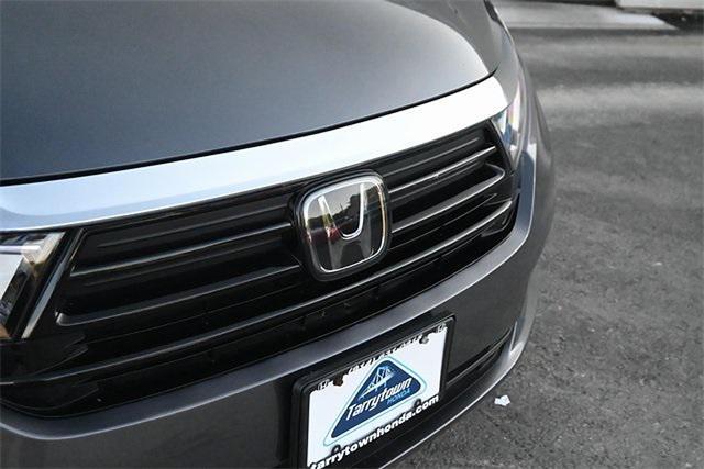 Photo of 2023 Pacific Pewter Metallic Honda Odyssey