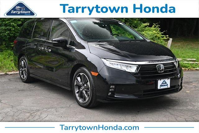 Photo of 2023 Crystal Black Pearl Honda Odyssey
