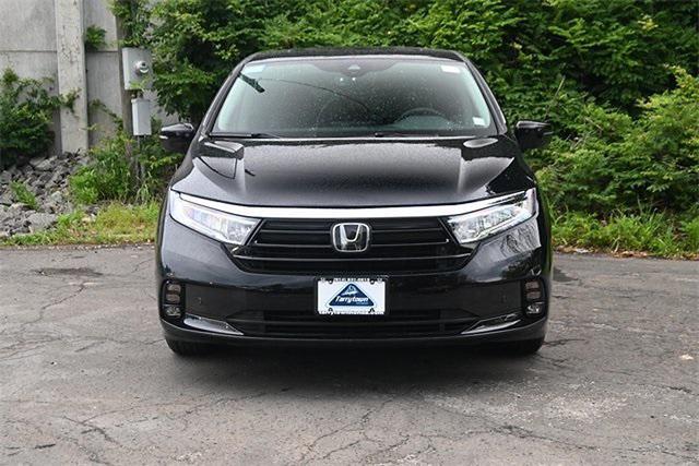 Photo of 2023 Crystal Black Pearl Honda Odyssey