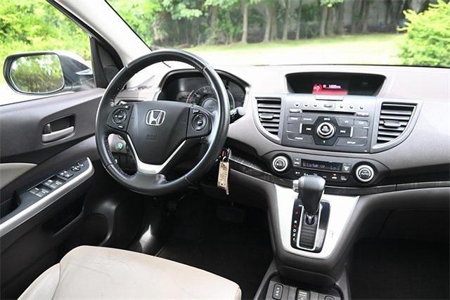 Photo of 2013 White Diamond Pearl Honda CR-V