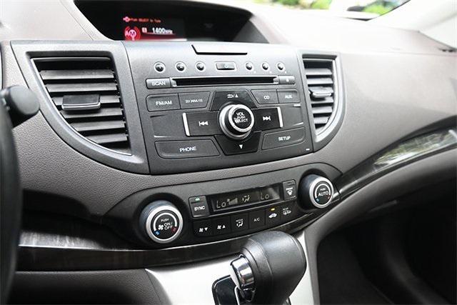 Photo of 2013 White Diamond Pearl Honda CR-V