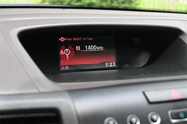 Photo of 2013 White Diamond Pearl Honda CR-V