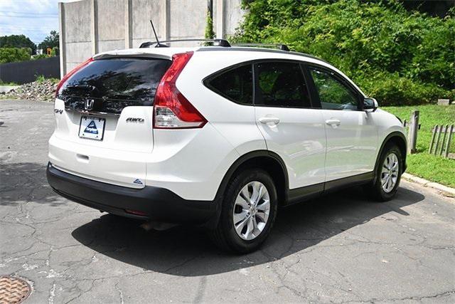 Photo of 2013 White Diamond Pearl Honda CR-V