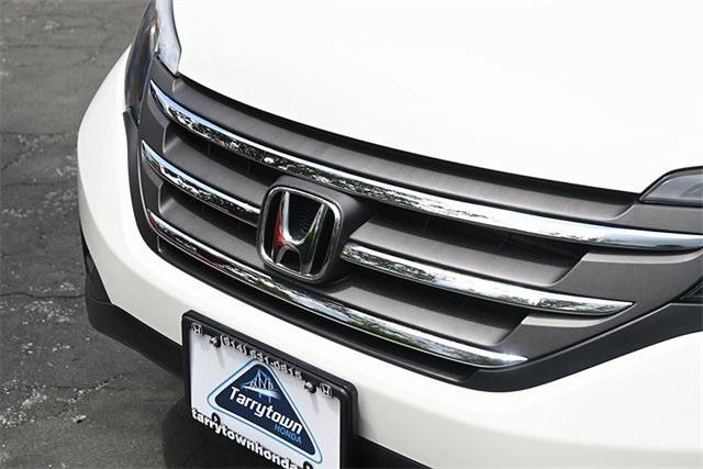 Photo of 2013 White Diamond Pearl Honda CR-V