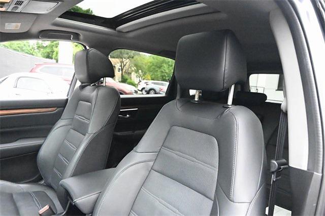 Photo of 2022 Gray Honda CR-V Hybrid