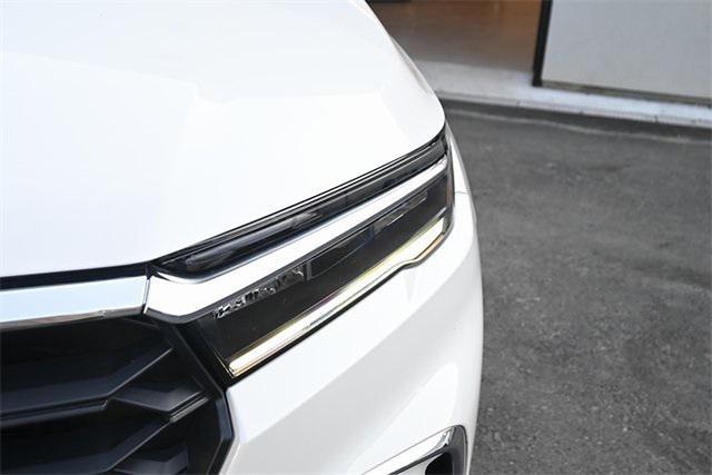 Photo of 2025 Platinum White Pearl Honda Pilot
