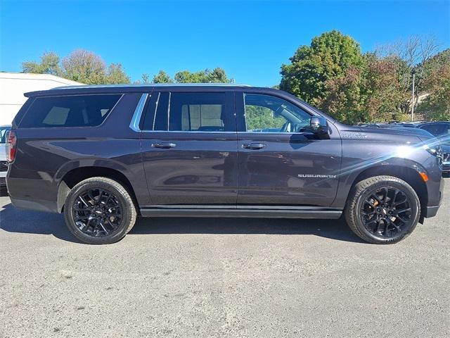 Photo of 2023 Dark Ash Metallic Chevrolet Suburban