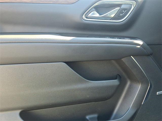 Photo of 2023 Dark Ash Metallic Chevrolet Suburban
